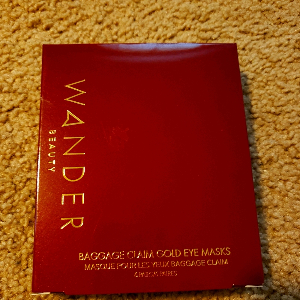 Wander Beauty Baggage Claim Gold Eye Masks